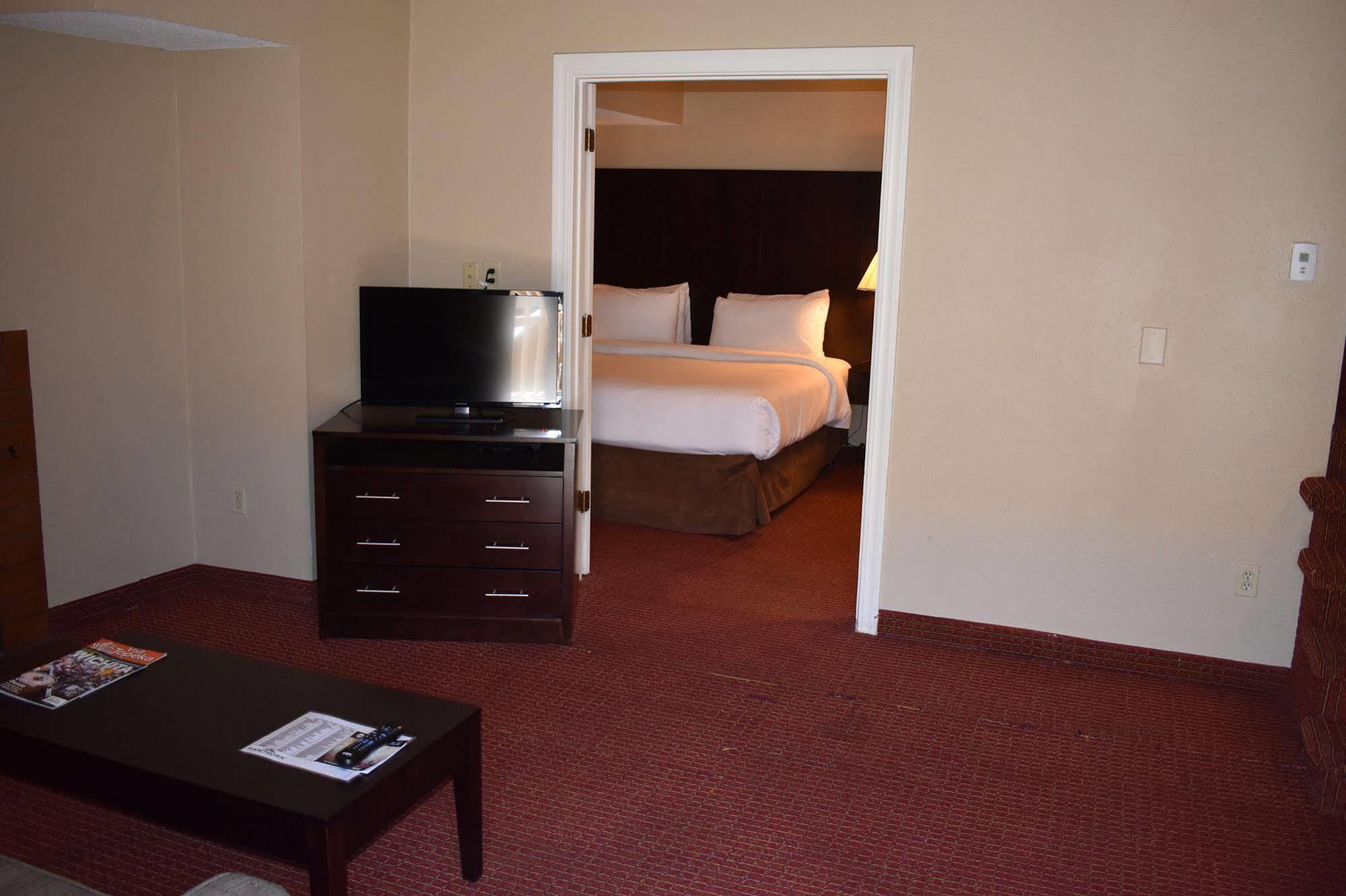 Hawthorn Extended Stay By Wyndham Wichita Ngoại thất bức ảnh