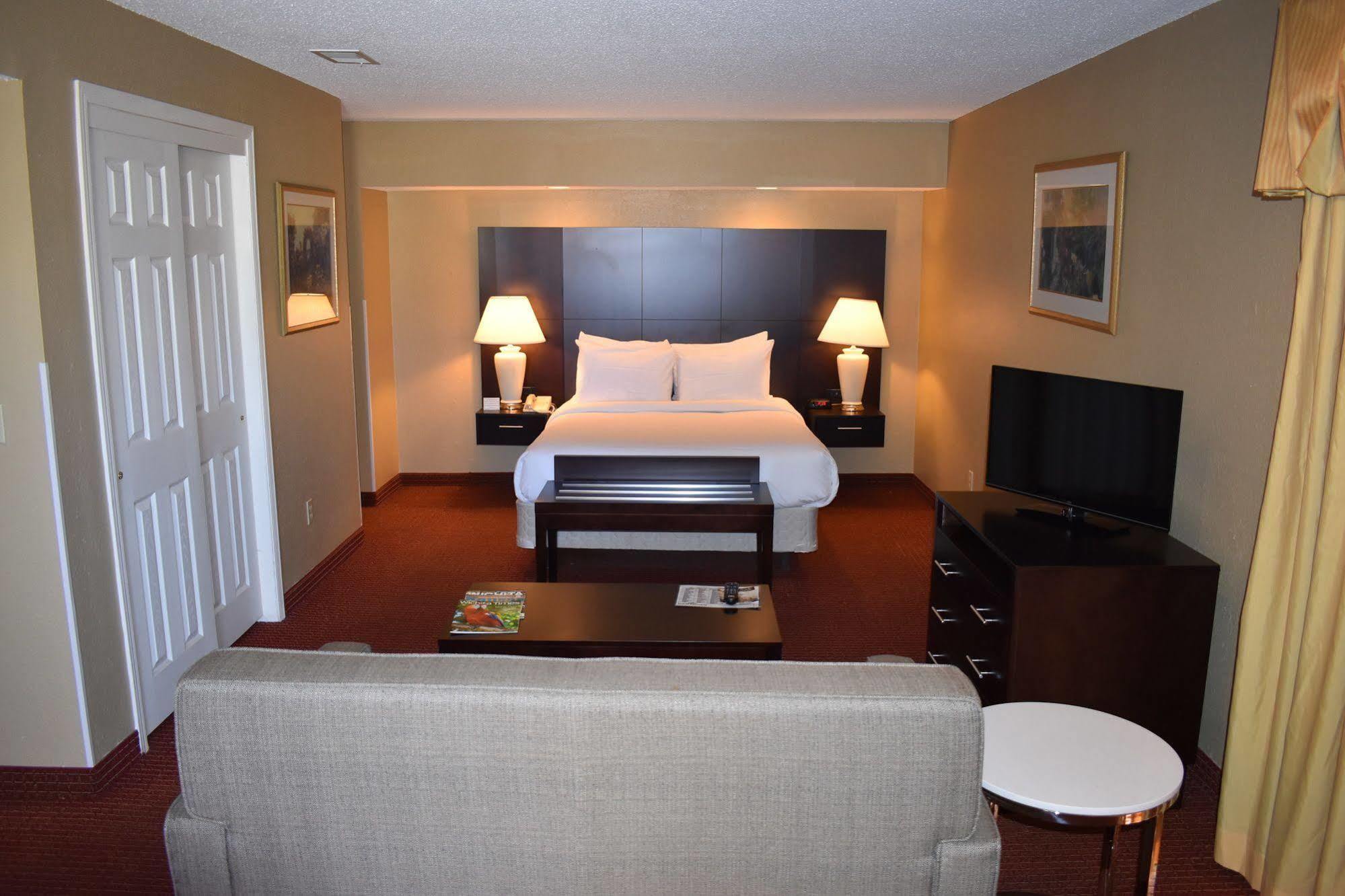 Hawthorn Extended Stay By Wyndham Wichita Ngoại thất bức ảnh