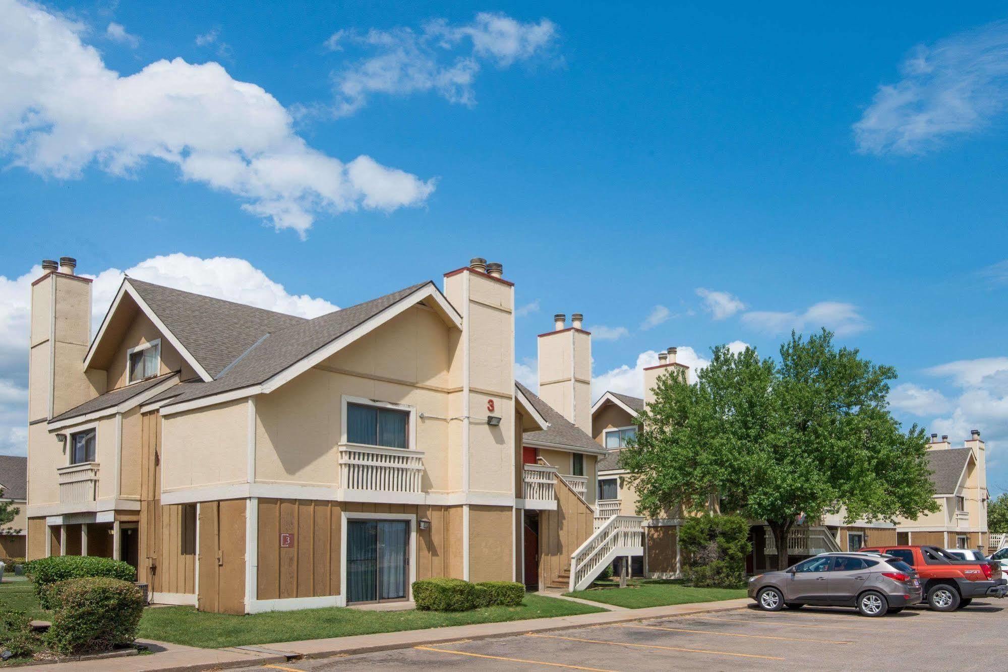 Hawthorn Extended Stay By Wyndham Wichita Ngoại thất bức ảnh